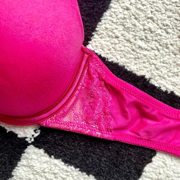 Soft Pink Bra 32C - Picture 3 of 3